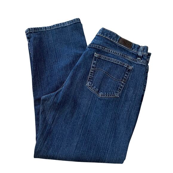 Lee Relaxed Straight Leg Jeans Size 16 Short - Picture 1 of 4